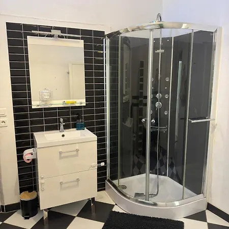 Propriete Xxl 320 M2-10 A 16 Pers- Piscine Villa