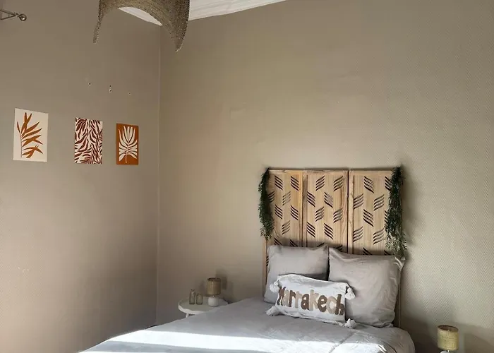 Maison Bourgeoise Aux Volumes Xxl *